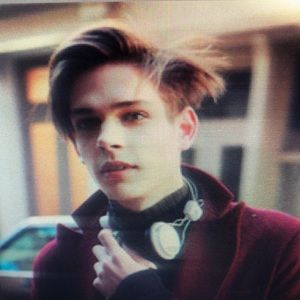 Meet your Posher, Fred